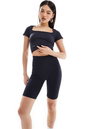 4505 8 inch seamless rib short in navy