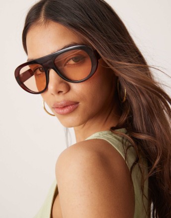 Jeepers Peepers flat top round sunglasses in tortoiseshell